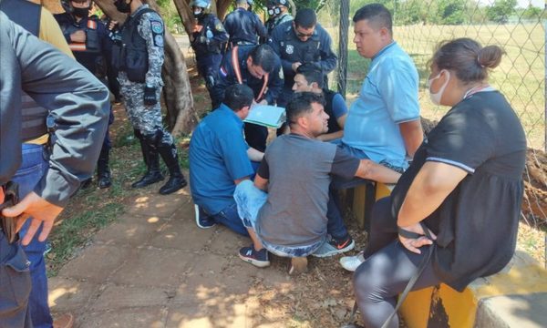 Detienen a banda de delincuentes tras robo de productos en minimercado