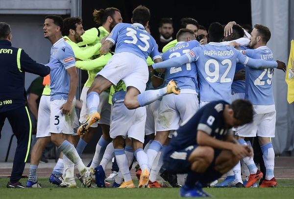 Un gol de Caicedo en el descuento permite al Lazio empatar a Juventus - Fútbol - ABC Color