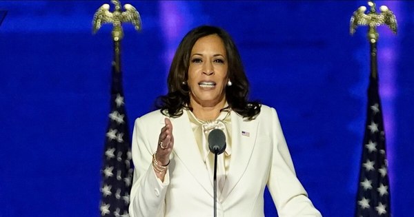 La Nación / Kamala Harris, primera mujer vicepresidenta de EEUU, asegura que no será “la última”