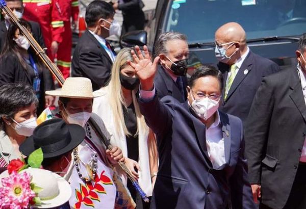 Luis Arce Catacora ya es presidente de Bolivia