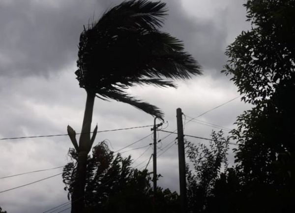 Copiosas lluvias y vientos de hasta 100 kmts anuncian para mañana