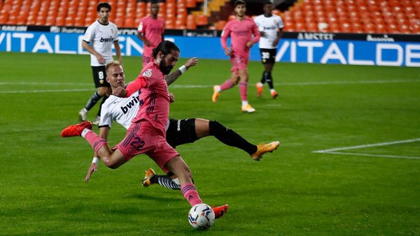 Valencia dio una paliza al Real Madrid