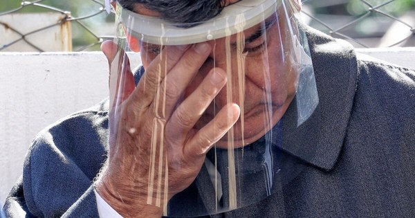 La Nación / "Efraín Alegre no cuenta con apoyo parlamentario, ni de gobernadores ni de intendentes”, sostienen