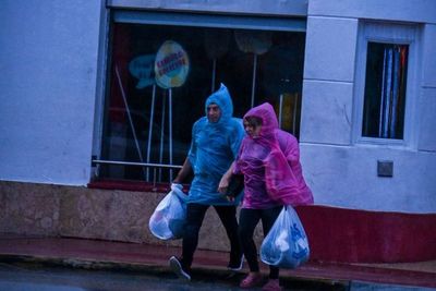 Tormenta Eta golpea Florida con inundaciones y fuertes vientos - Mundo - ABC Color