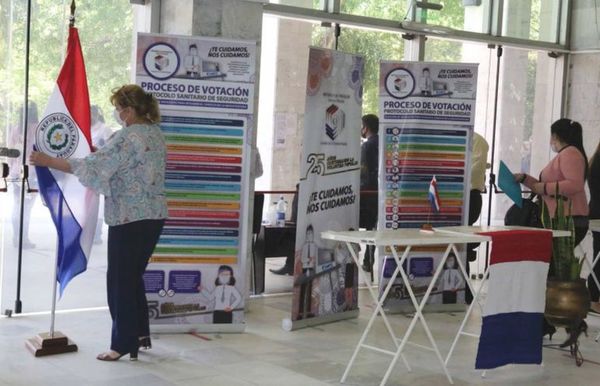 Urnas electrónicas para votación de abogados, desde hoy en el Palacio - Nacionales - ABC Color