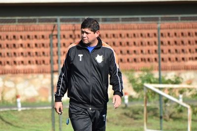 Luqueño tiene al sustituto Carlos Humberto Paredes
