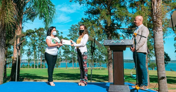 La Nación / Reconocen con certificación 5 estrellas al Awa Resort Hotel de Encarnación