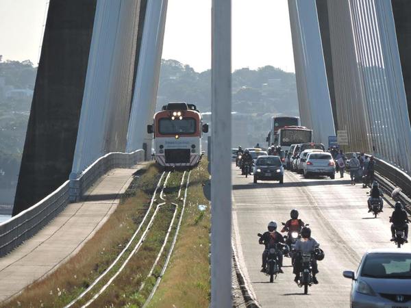 Paraguay insiste en negociaciones y protocolos para reabrir frontera con Argentina