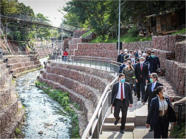 Destacan el funcionamiento de las obras sobre arroyo Paraguarí