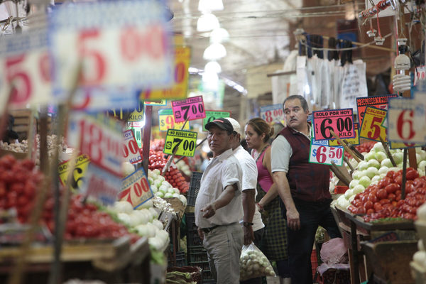 Los precios al consumidor en México suben 4,09 % interanual en octubre - MarketData