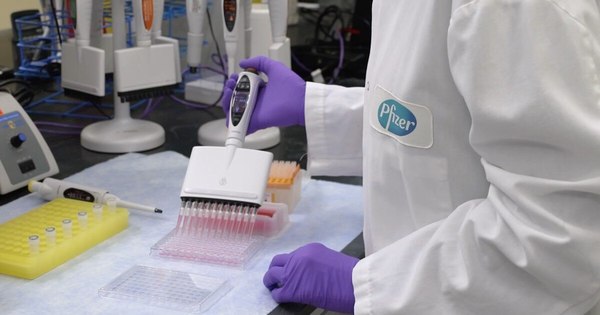 La Nación / Vacuna: acciones de Pfizer trepan 17% y optimismo en mercados