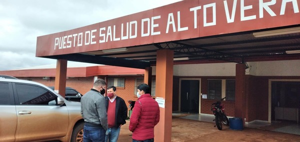 ANTIGUOS FUNCIONARIOS DEL CENTRO DE SALUD DE CARONAY ALTO VERÁ PASARÁN AL MSPYBS