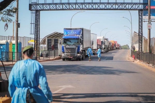 Receita Federal reporta récord de circulación de camiones de carga