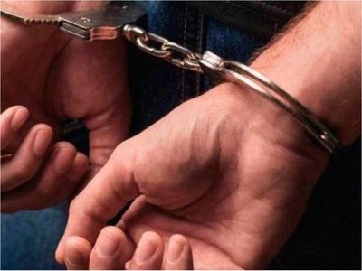 Detienen a un hombre que golpeó a su ex pareja y familiares