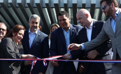 HOY / APF recuerda un año de la inauguración de su local propio