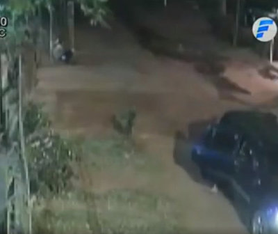 Asesinan a un joven frente a su vivienda en Luque