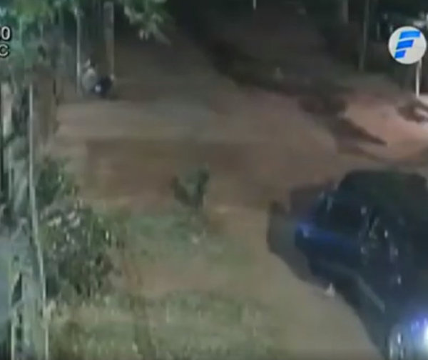 Asesinan a un joven frente a su vivienda en Luque