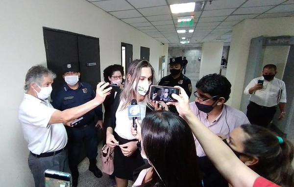 ¡Habemus abogada! Kimberly Ayala juró y marcó la historia