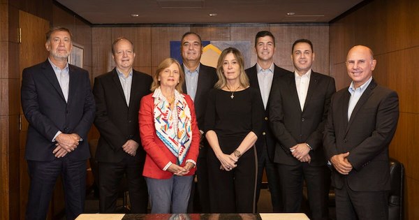 La Nación / LatinFinance premia a Banco Basa como el Mejor Banco del Paraguay en el 2020
