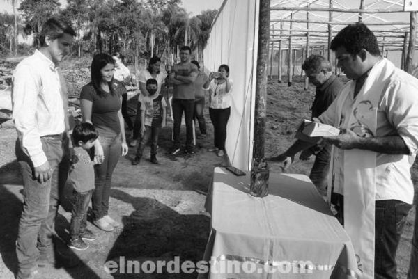 Egresado de Agronomía habilitó su propio sistema de producción hortícola por invernadero en una comunidad de Concepción