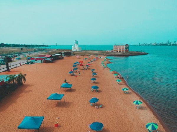 ¿Qué establece el protocolo para las playas de Encarnación?