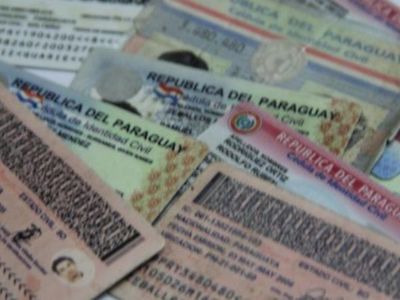 Médica entró a Informconf porque su tocaya compró a su nombre