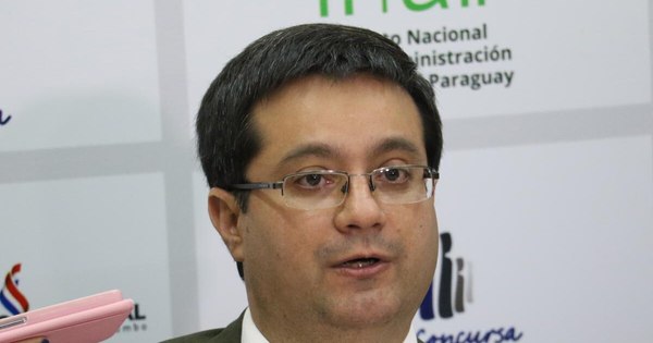 La Nación / Abogada cuestiona condena al exministro Humberto Peralta, la calificó de “desproporcional y abusiva”