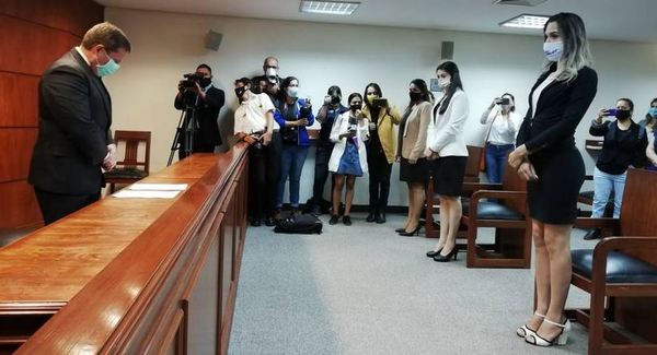 Ministro de la Corte en contra de la discriminación: "Lo que una persona elija ser en la vida depende de cada uno" » Ñanduti