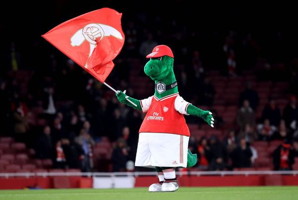 Mascota del Arsenal vuelve a trabajar en el club - Fútbol - ABC Color
