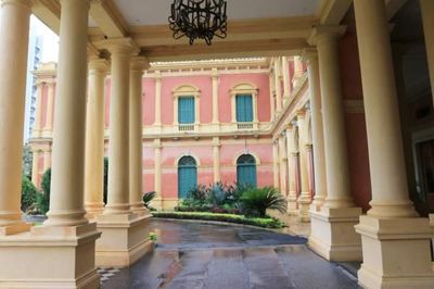 DNCP rechazó protesta y “superproveedora” tiene luz verde para refaccionar el Palacio de López  - Nacionales - ABC Color