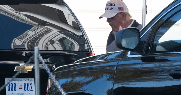 La Nación / Atrincherado en la Casa Blanca, Trump reclama su triunfo y bloquea transición a Biden