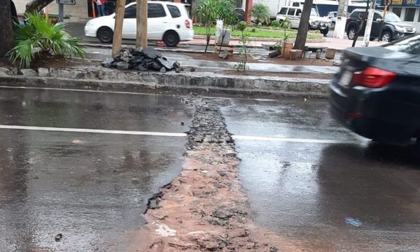 Muni de Asunción reclamó a la Essap la destrucción del recapado