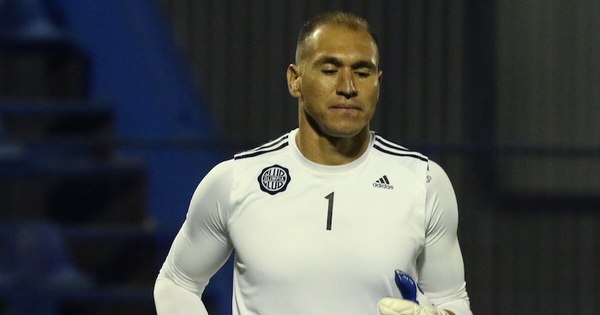 La Nación / Olimpia y “12” quieren la cima