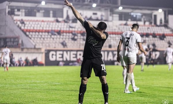 Libertad vence a General Díaz en un partido con muchos goles