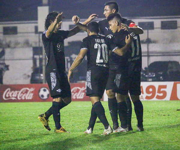 Libertad venció 4-3 a Gral. Díaz y Guaireña FC ganó 2-1 a River Plate.