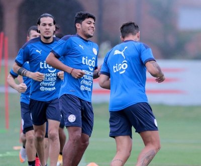 Albirroja, última práctica en el CARDE y viaje a Argentina