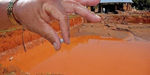 HOY / Pequeños mineros de Paso Yobái: “Grandes empresarios vienen a llevar todo el oro”