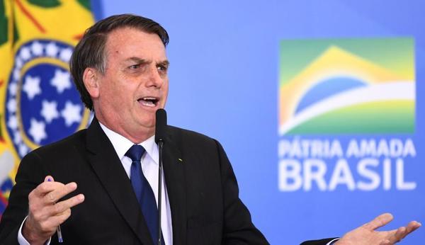 Bolsonaro dice que a EEUU que si con diplomacia no se puede, Brasil tiene “pólvora” - ADN Paraguayo