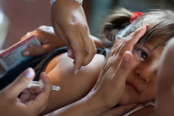 Salud intensificará vacunación a niños en últimos meses del 2020 | .::Agencia IP::.