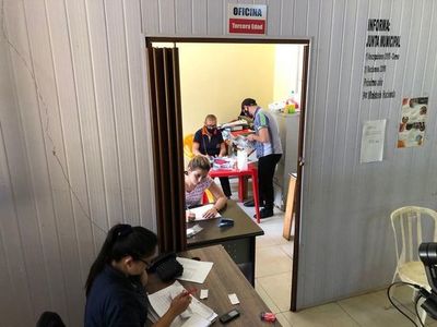 Avivado estafó a abuelos con promesa de pago por tercera edad, denuncian - ABC en el Este - ABC Color