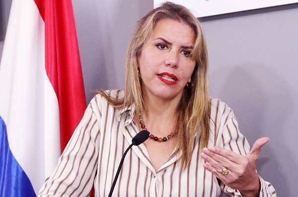 Liz Cramer tendrá "nueva misión" en Itaipú