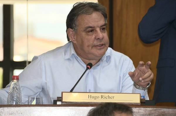 Richer denunció a titular de INDERT por atribuirse tierras sin ser sujeto de la reforma agraria - ADN Paraguayo