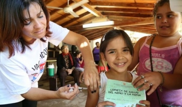 Disponen que se intensifique vacunación a niños hasta fin de año