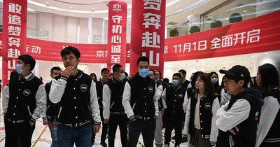 La Nación / Día del Soltero: carrera por las ofertas en China