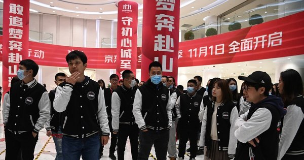 La Nación / Día del Soltero: carrera por las ofertas en China