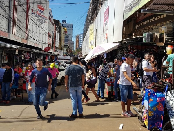 Centros Comerciales anticipan “mejor fin de año” y circulación a “gran escala” de dinero dentro del país - ADN Paraguayo