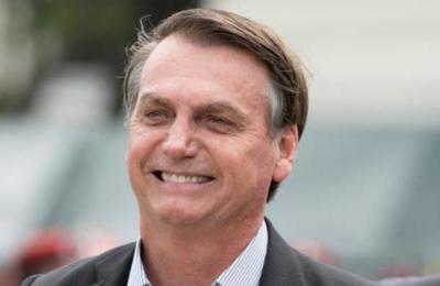 Bolsonaro celebra como un triunfo la suspensión del ensayo de la vacuna china en Brasil - C9N