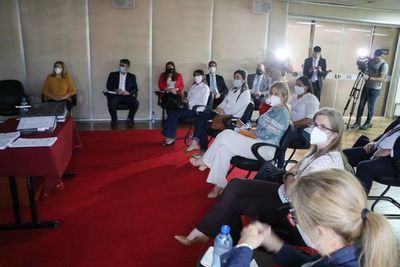 Firma de Denis fue auténtica prueba de vida pero no hay nada reciente, afirmó fiscalía a familiares - Nacionales - ABC Color