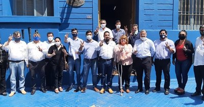 La Nación / Convencionales liberales en mayoría piden desdoblar elecciones partidarias