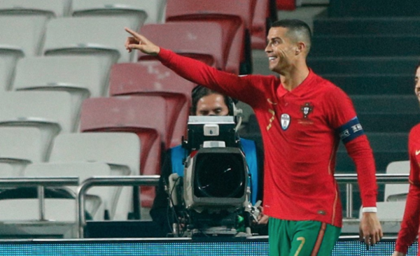 HOY / Portugal golea en amistoso y CR7 aumenta record